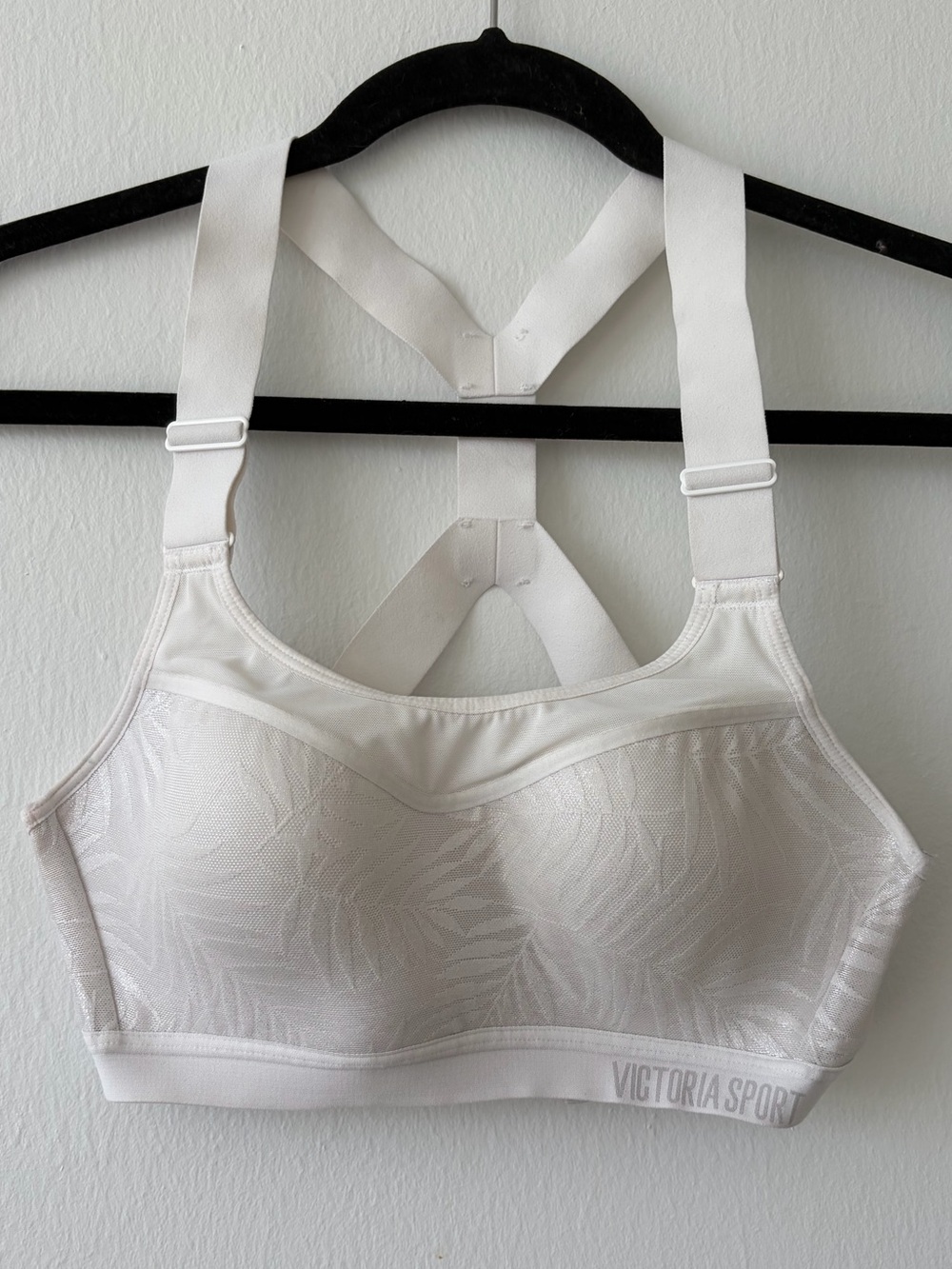 Victoria’s Secret Victoria Sport White Strappy Sports Bra 34B